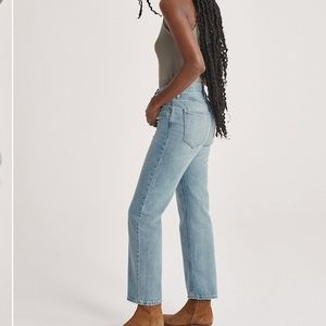 ARITZIA - DENIM FORUM